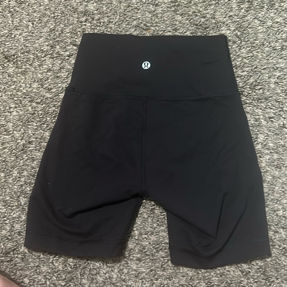 Lululemon bike short